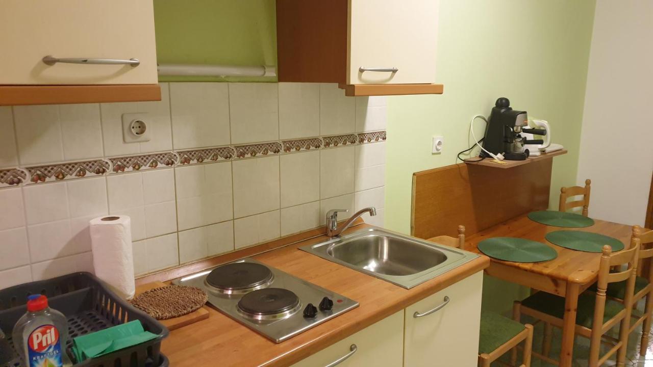 Apartmani Dea Jadranovo Buitenkant foto