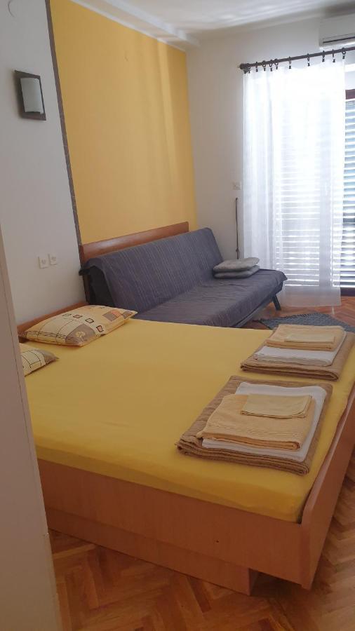 Apartmani Dea Jadranovo Buitenkant foto