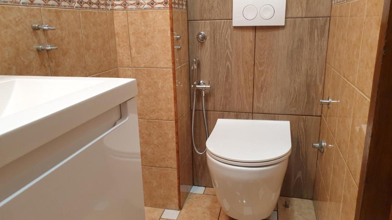 Apartmani Dea Jadranovo Buitenkant foto